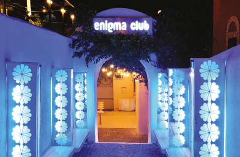 Enigma Club, Santorini Island Guide